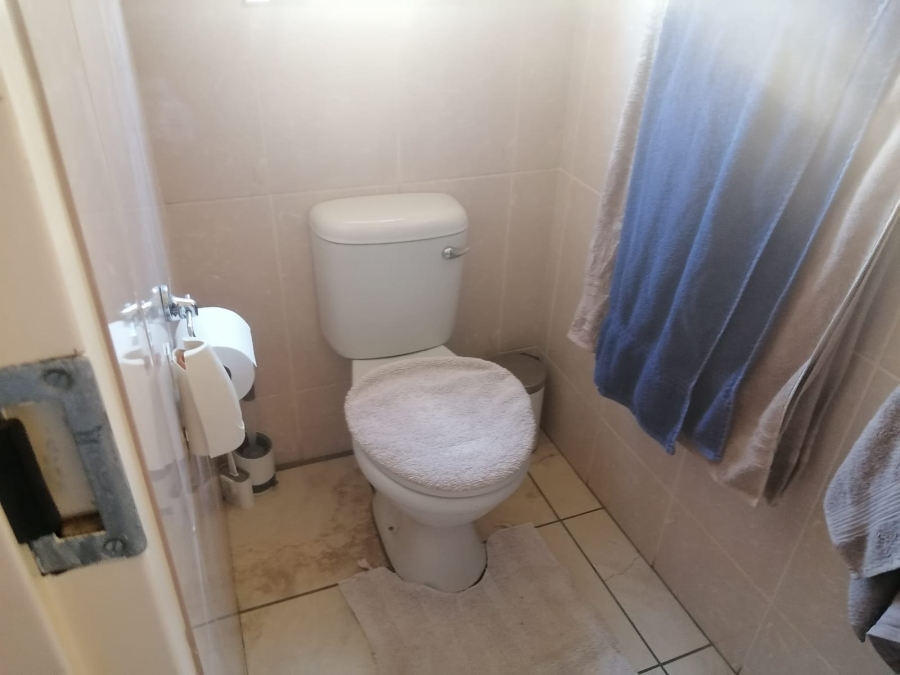 To Let 3 Bedroom Property for Rent in Waterval East North West